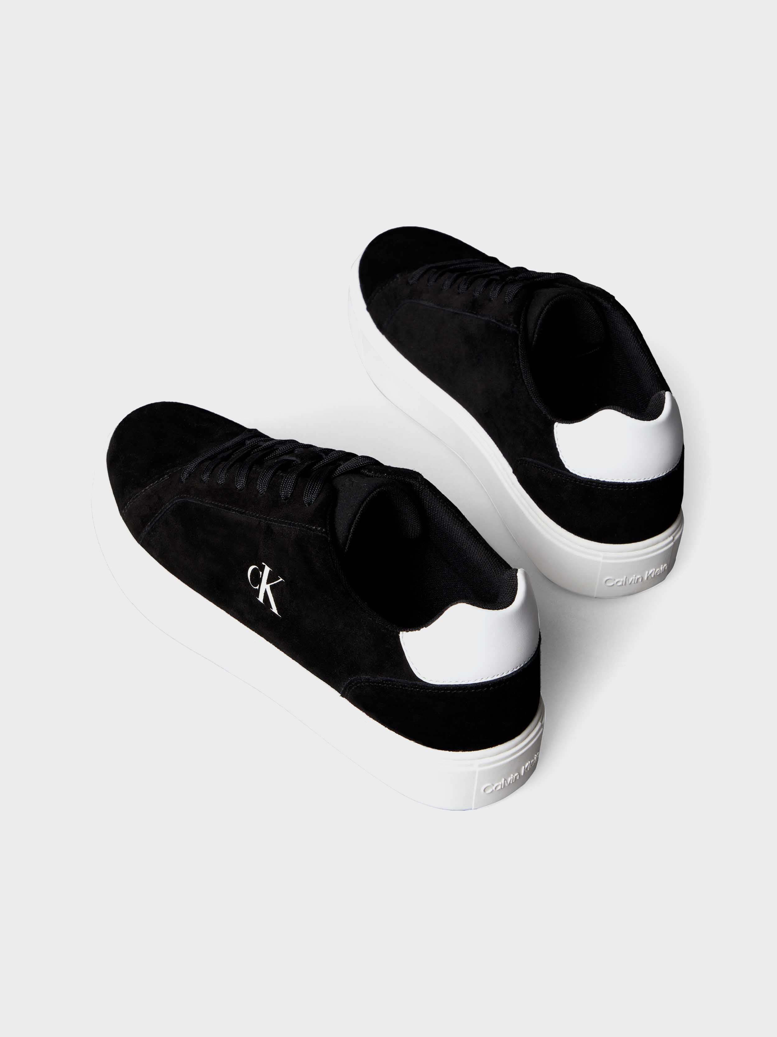 black/white
