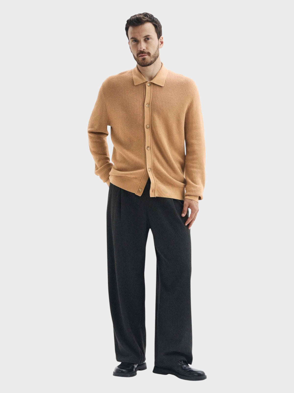 Medium Beige