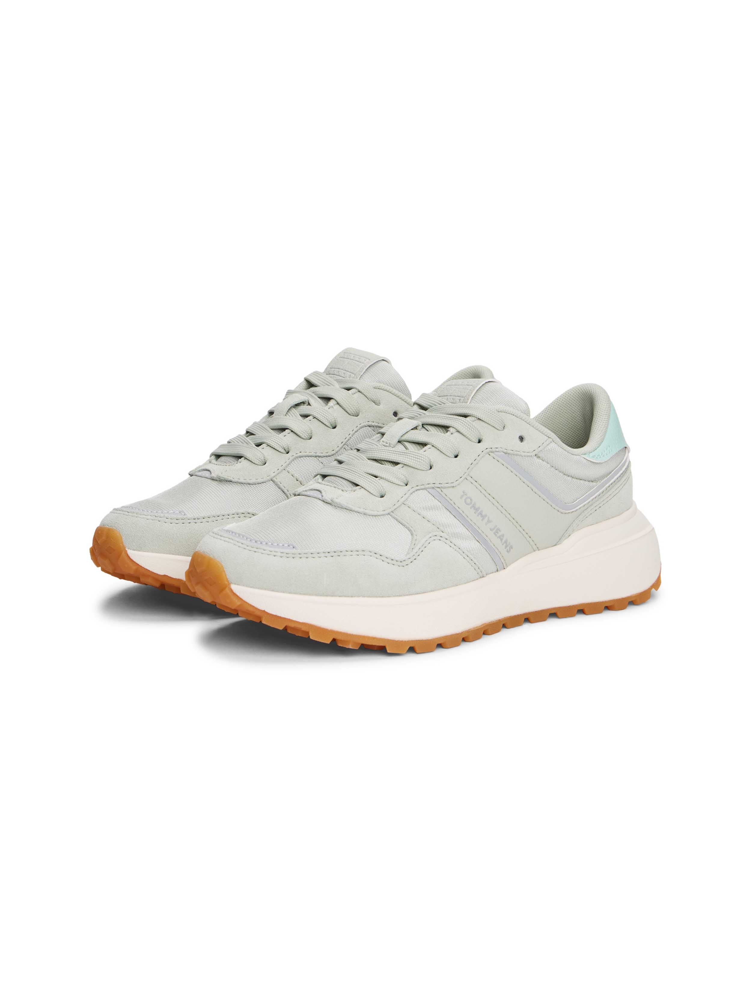 Light/Pastel Green