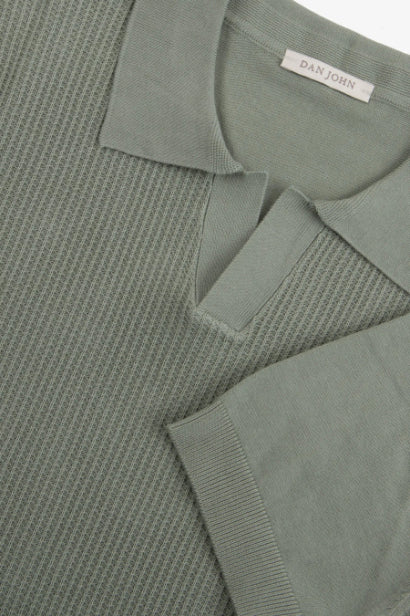 Light/Pastel Green
