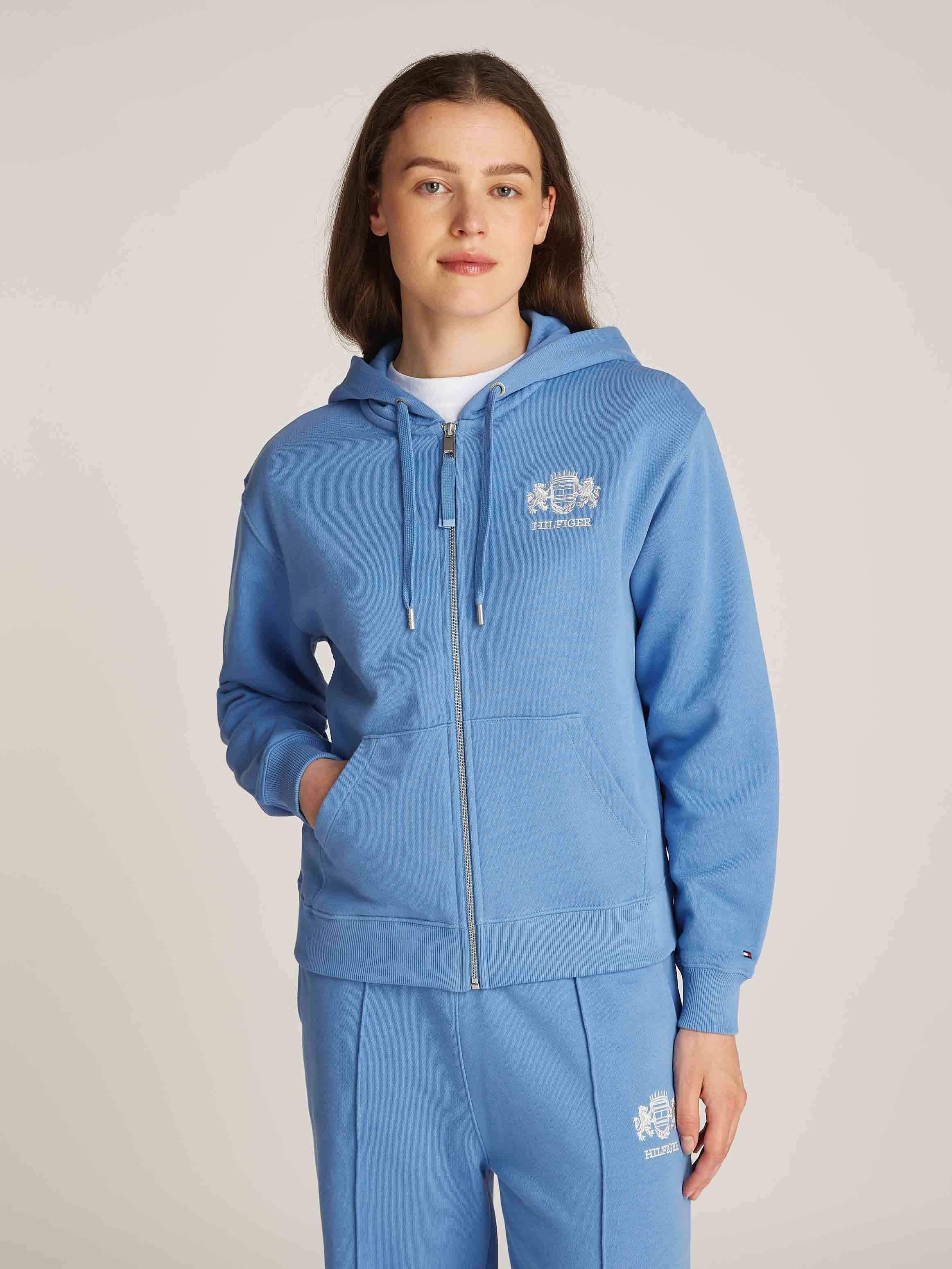 medium blue
