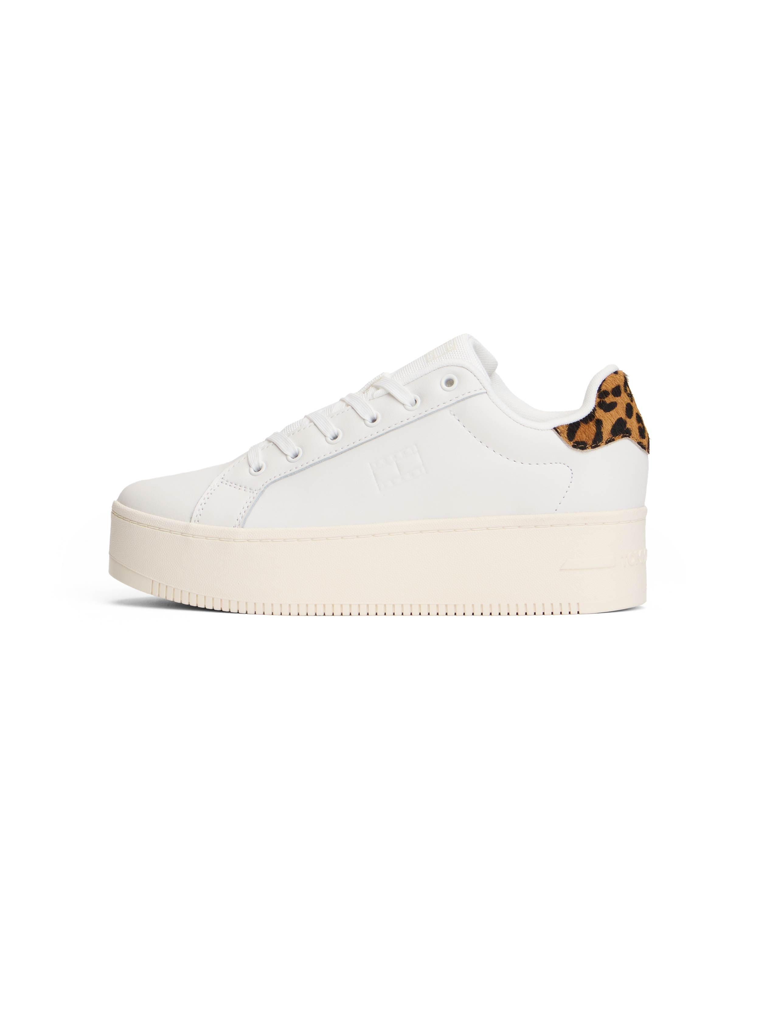 Ivory/Leopard