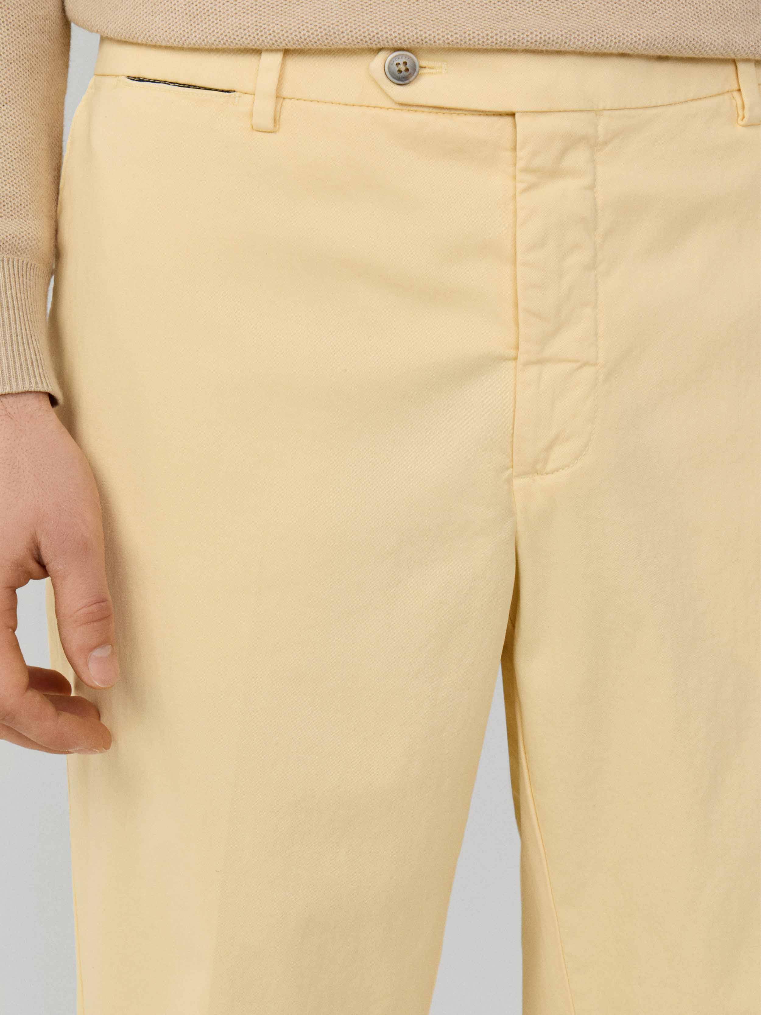 Light Yellow