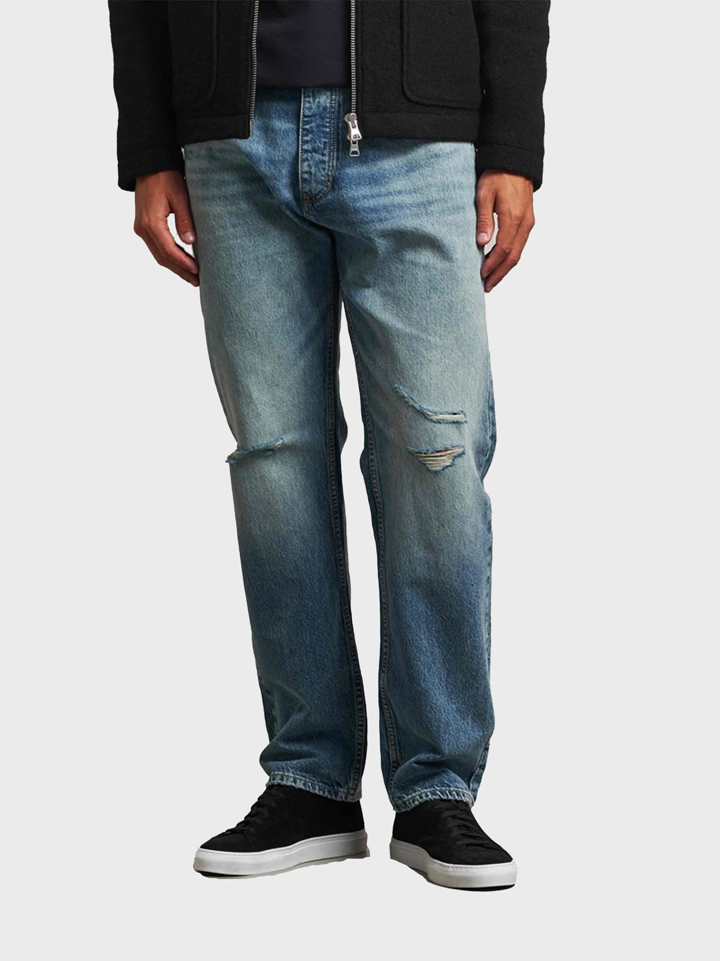 medium blue