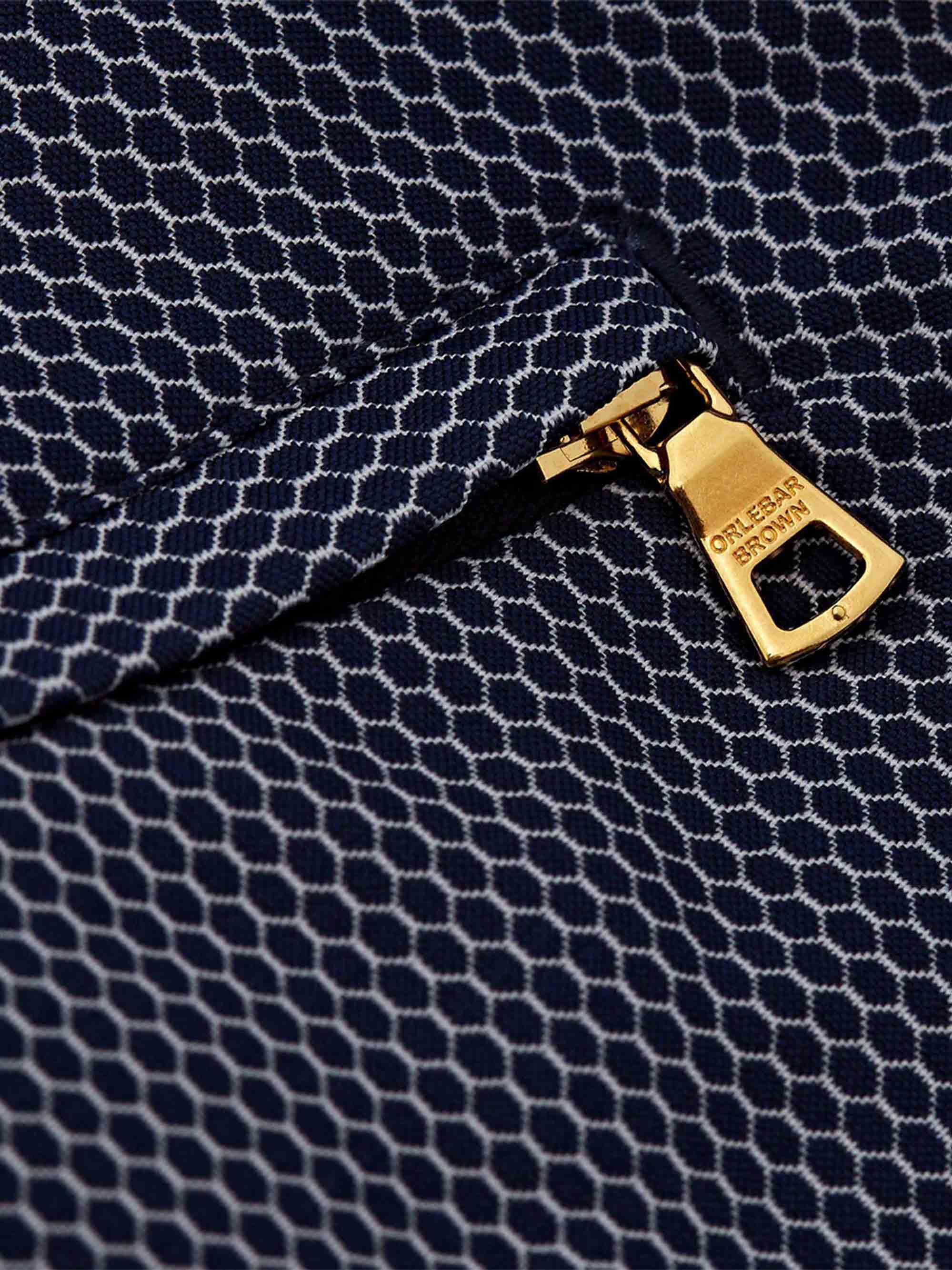 medium blue