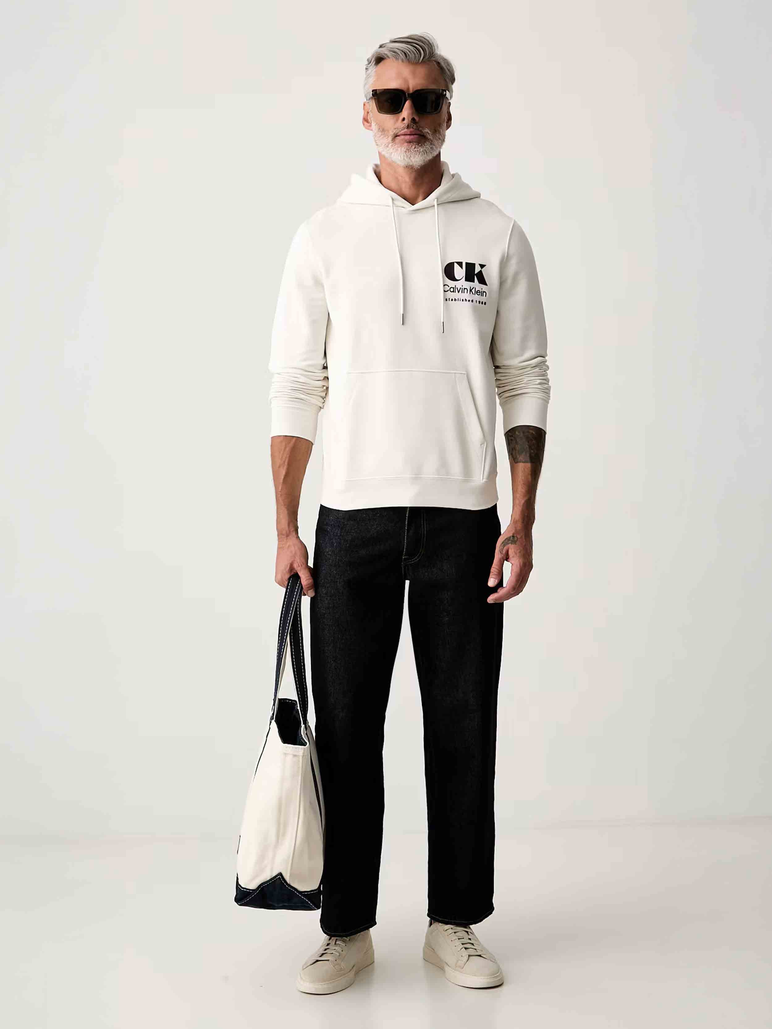 Off White
