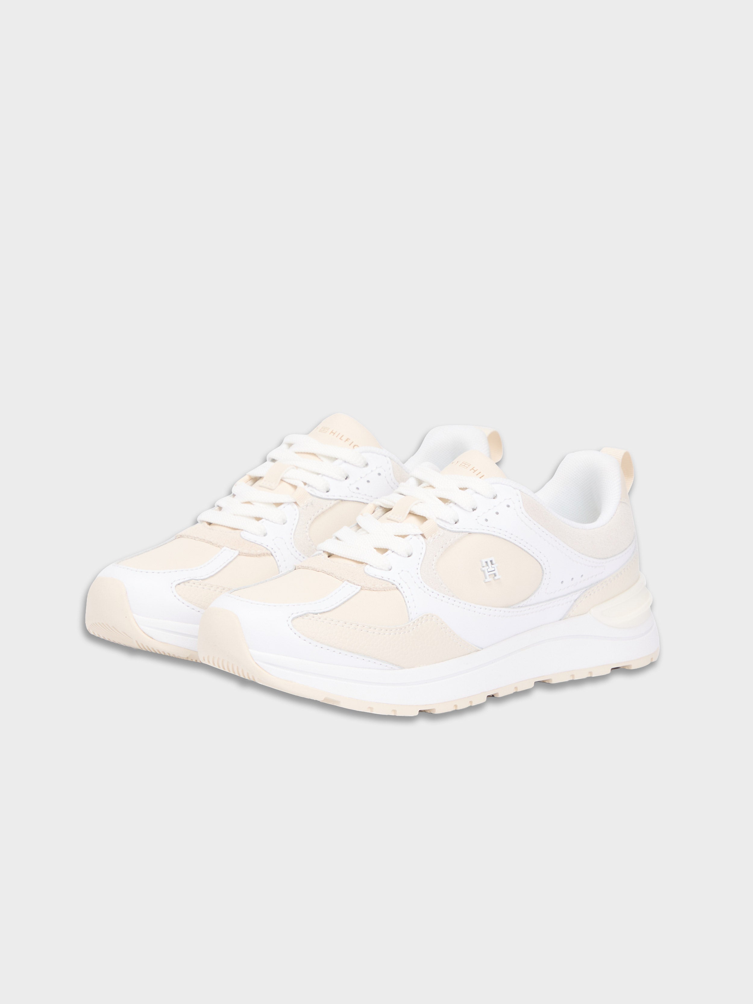 White/Soft Cream