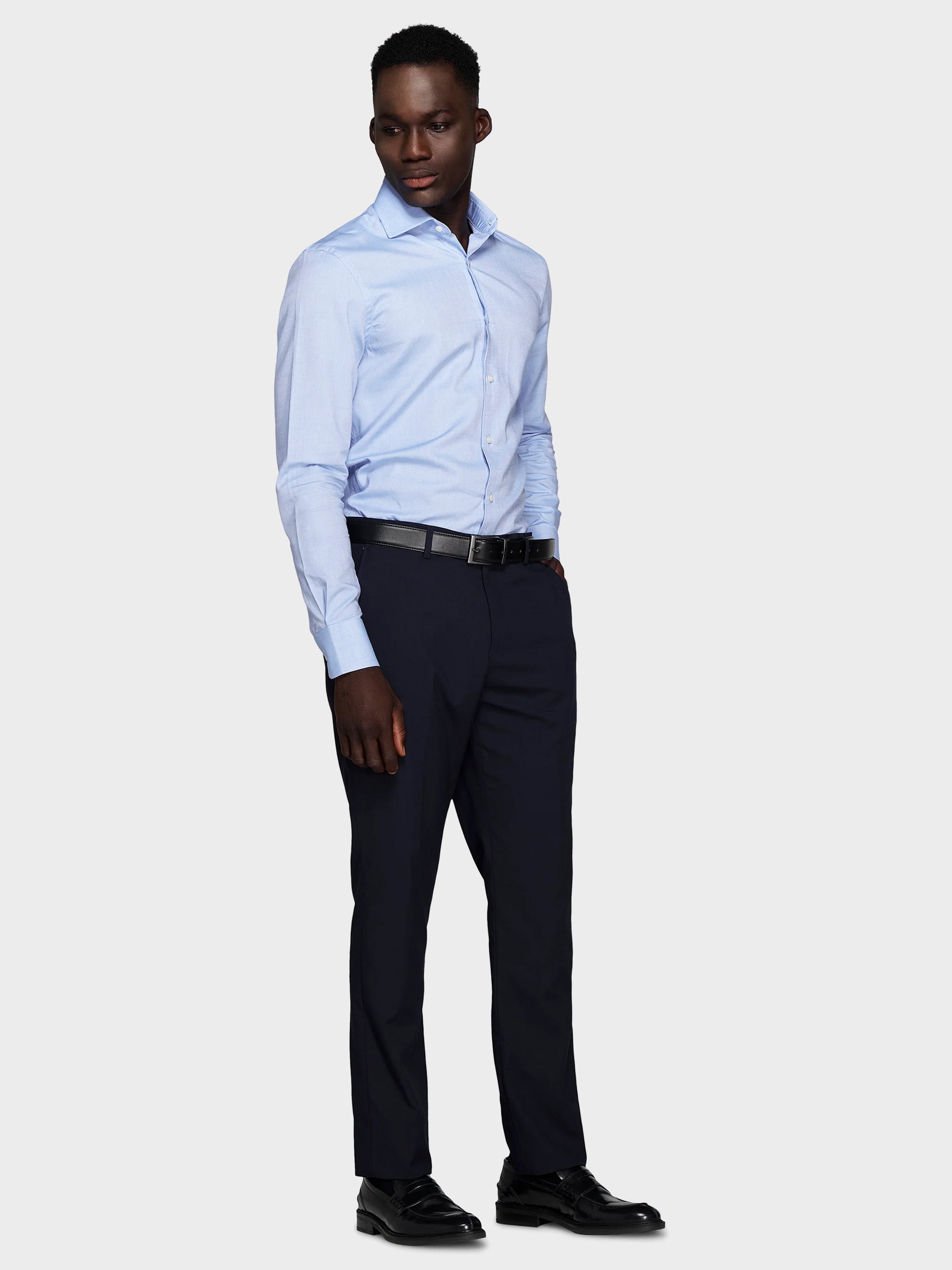 medium blue