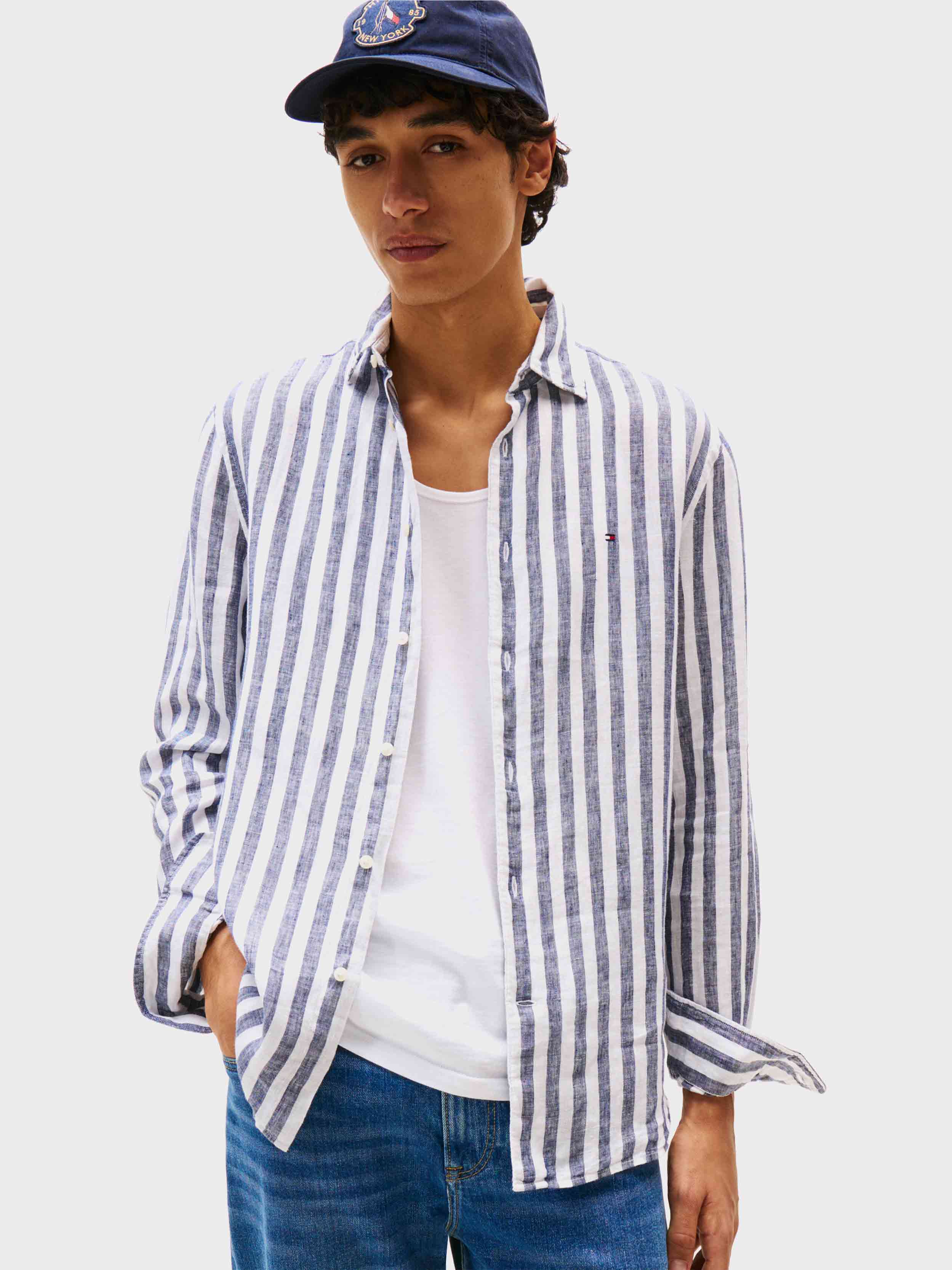 White / Navy
