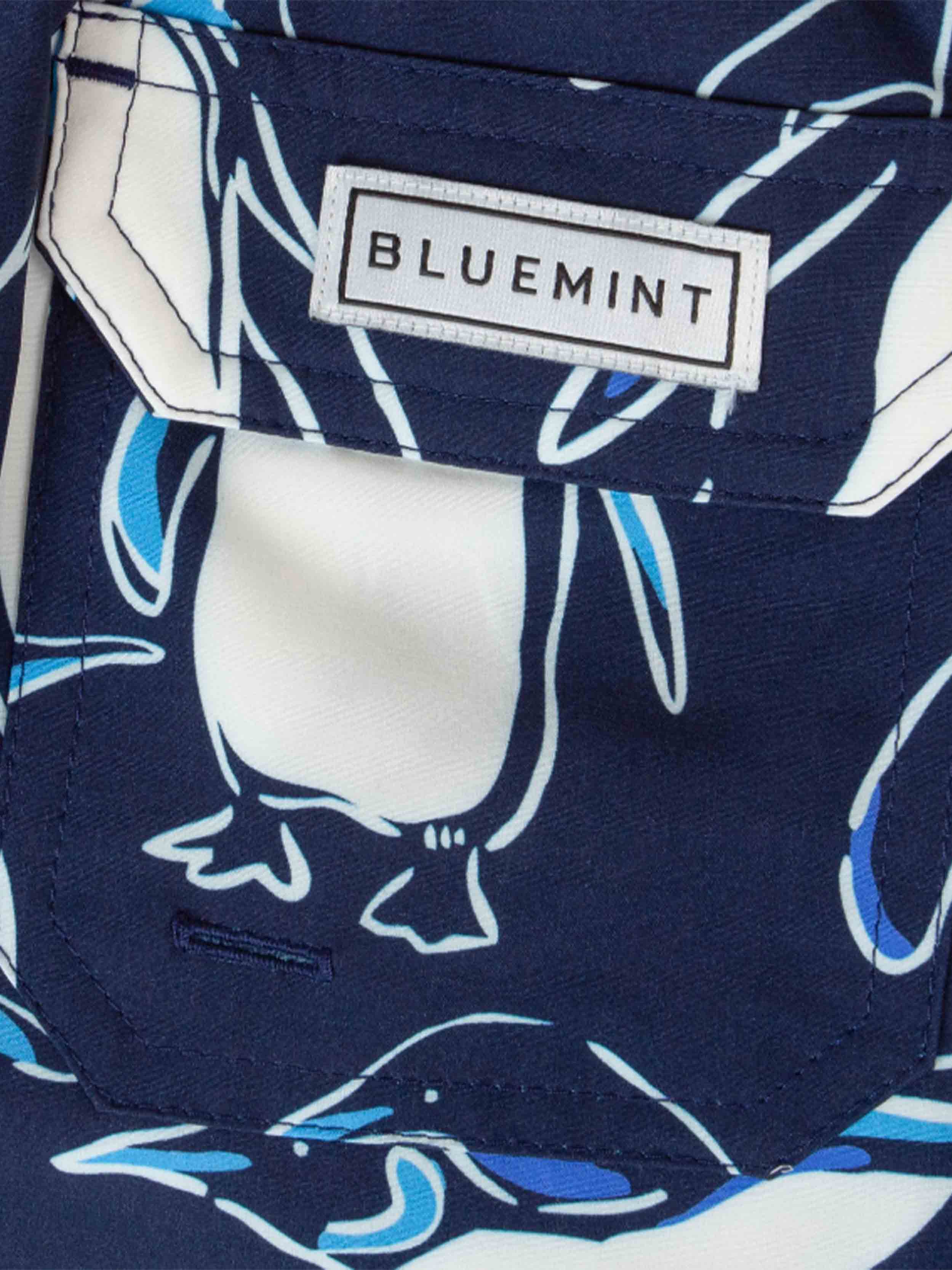 DARK BLUE PENGUI