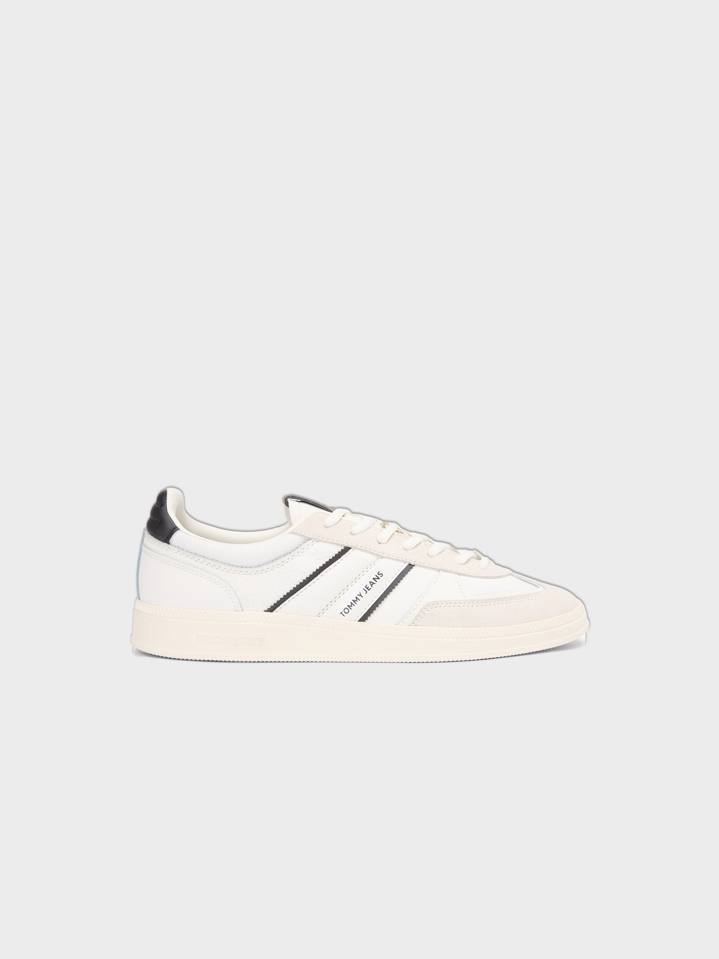 Ecru/Black