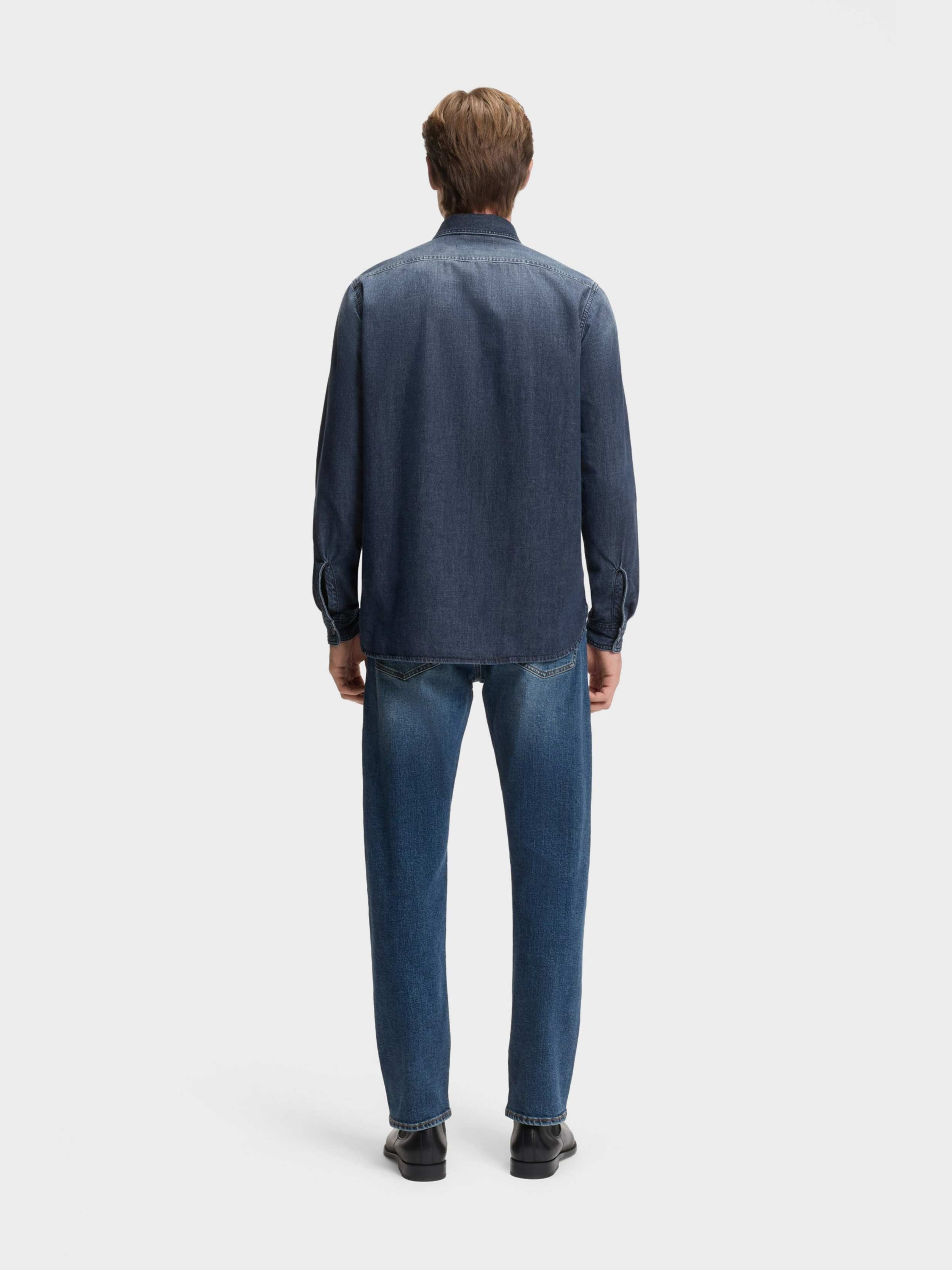medium blue