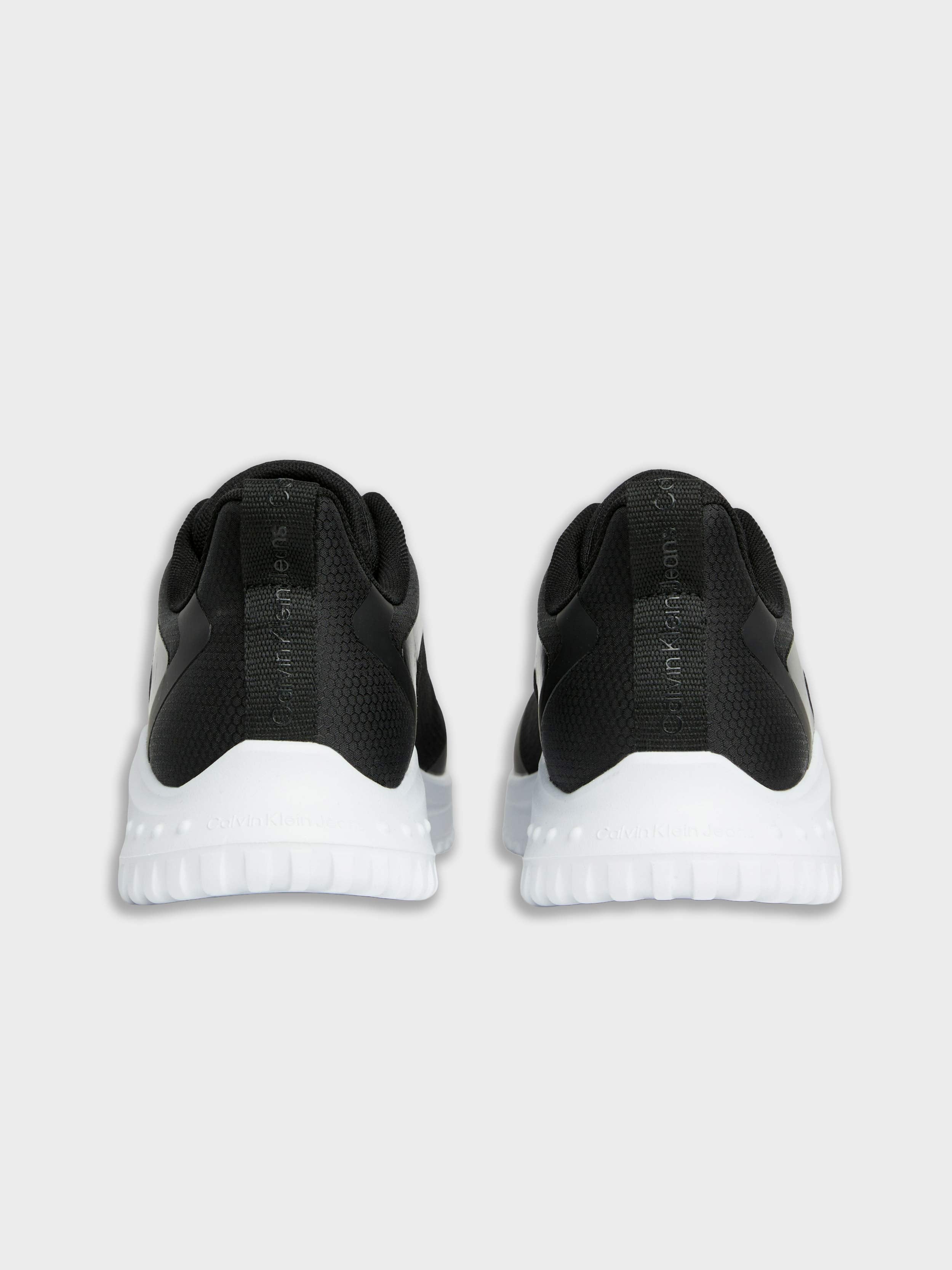black/white