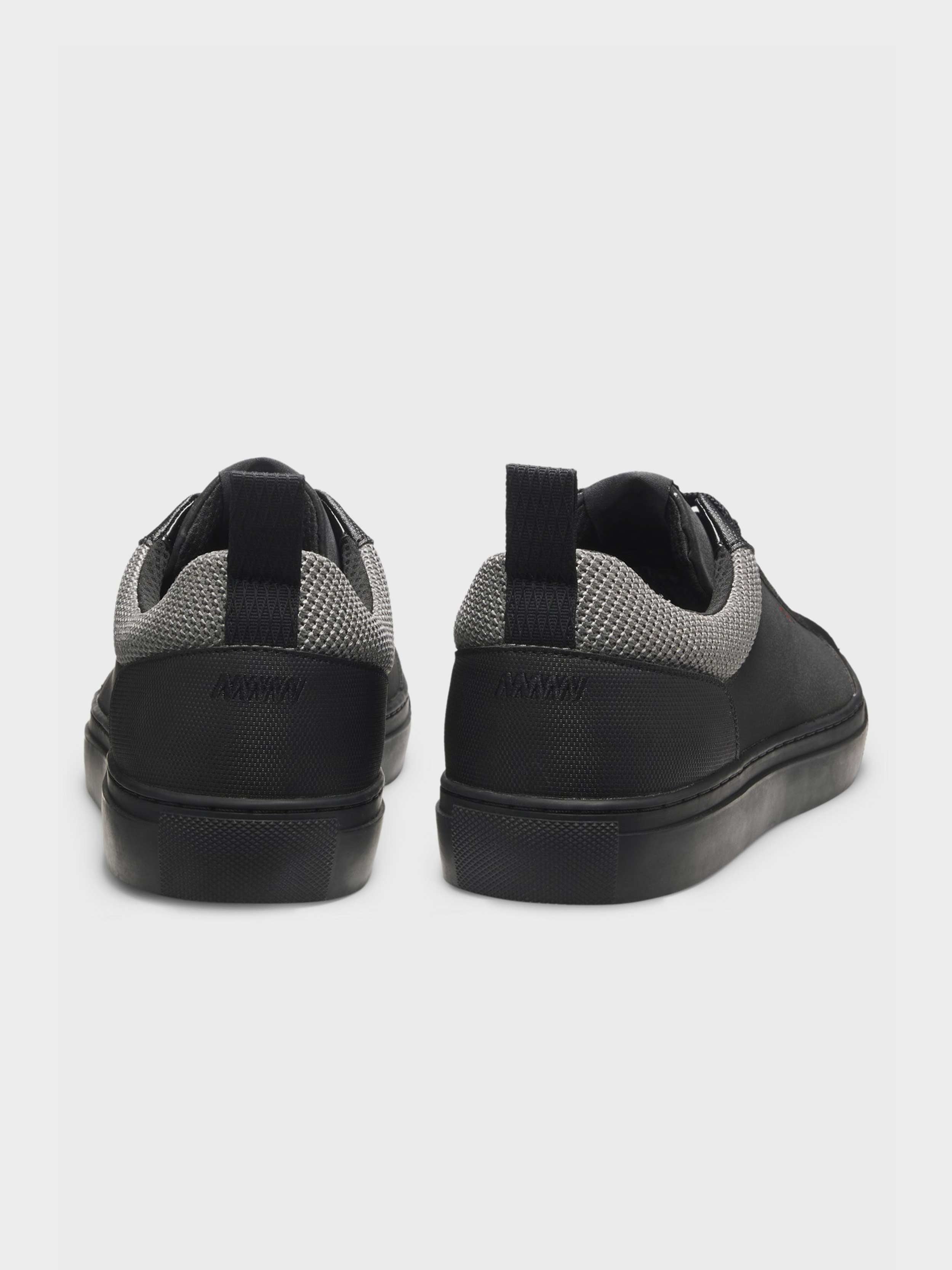 Black Oxford
