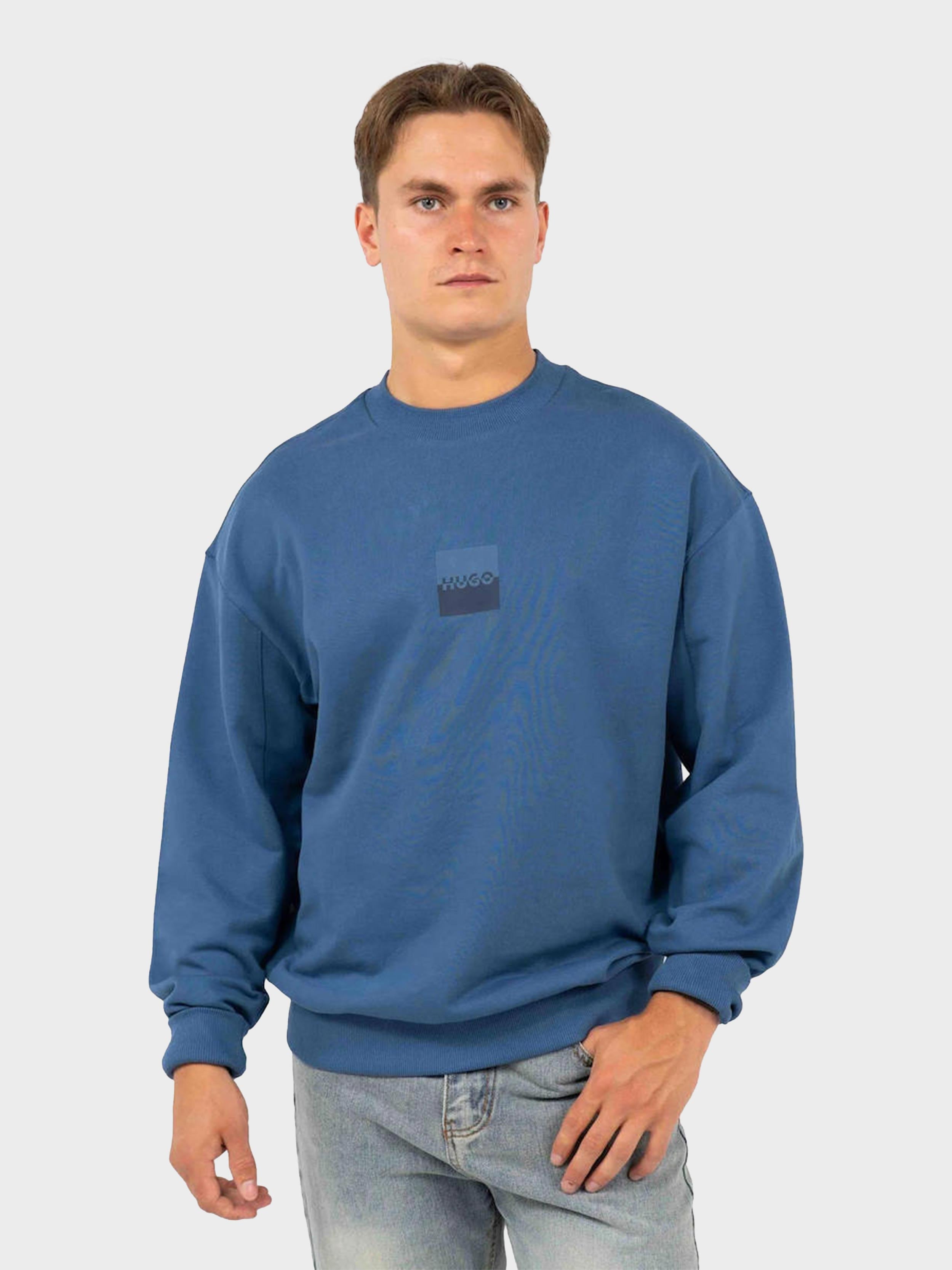 medium navy