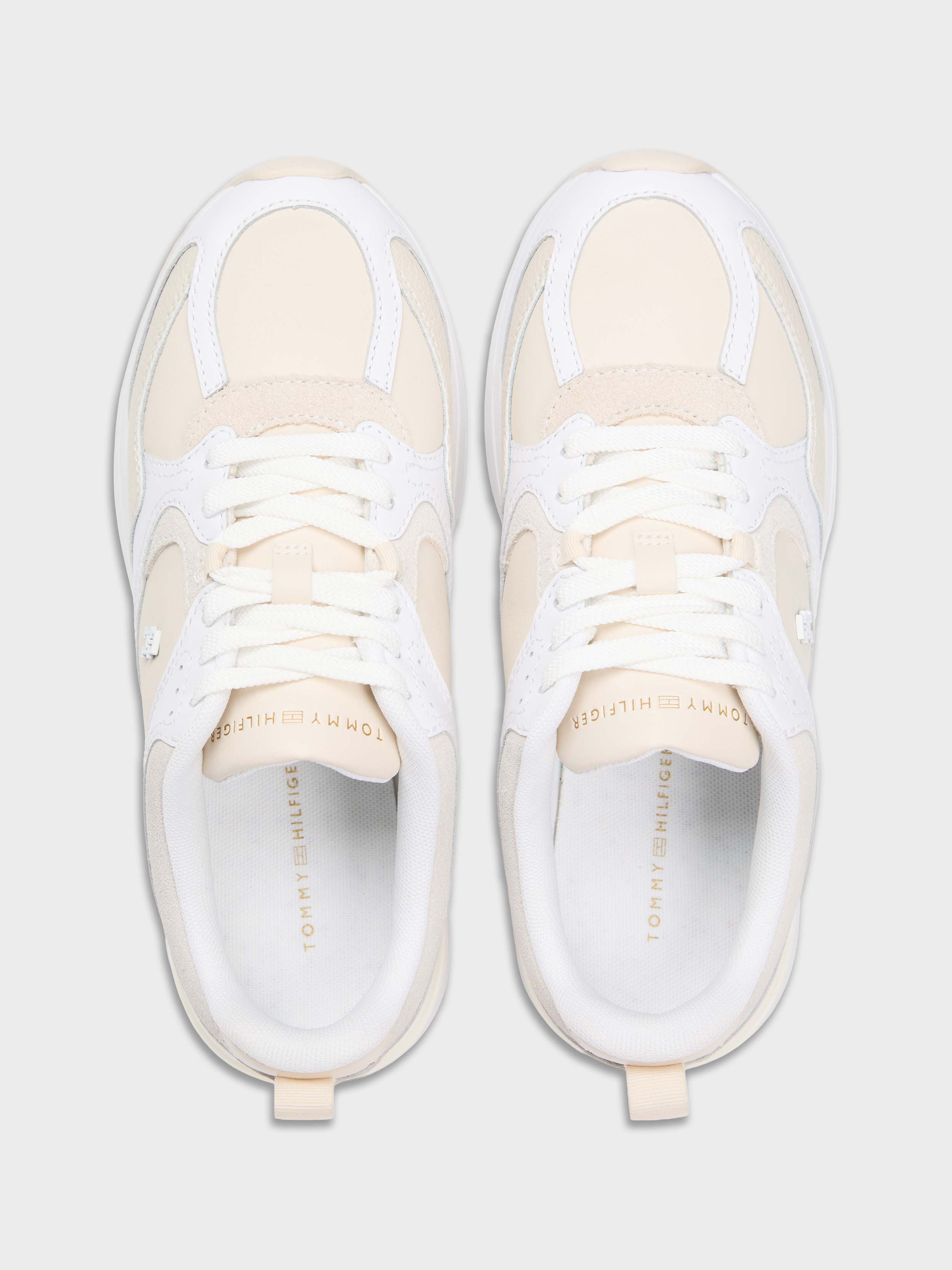 White/Soft Cream