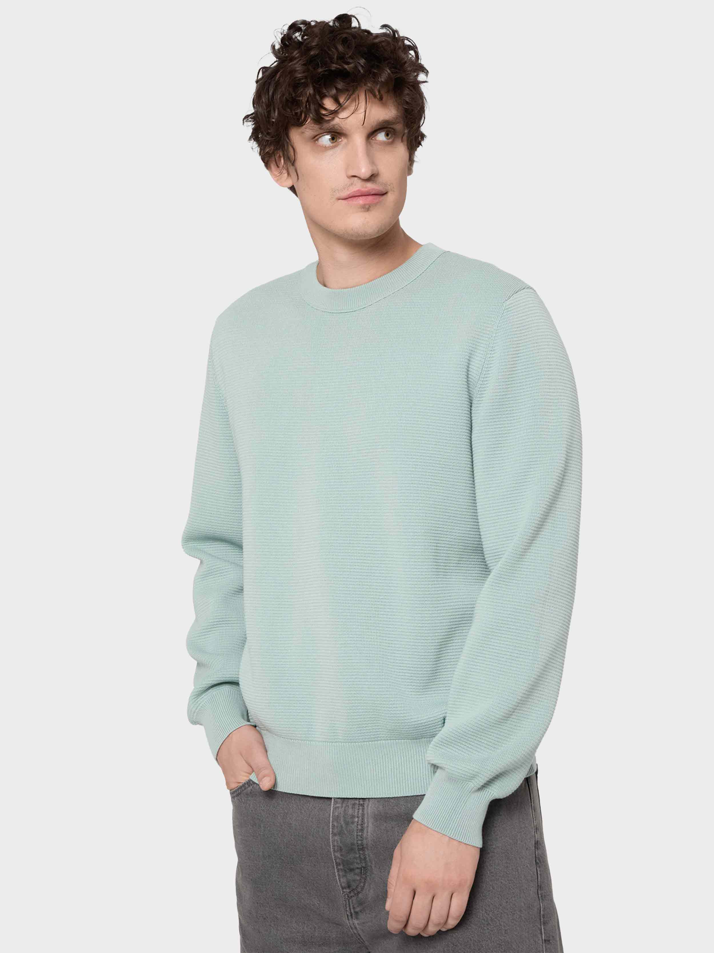 Light/Pastel Green