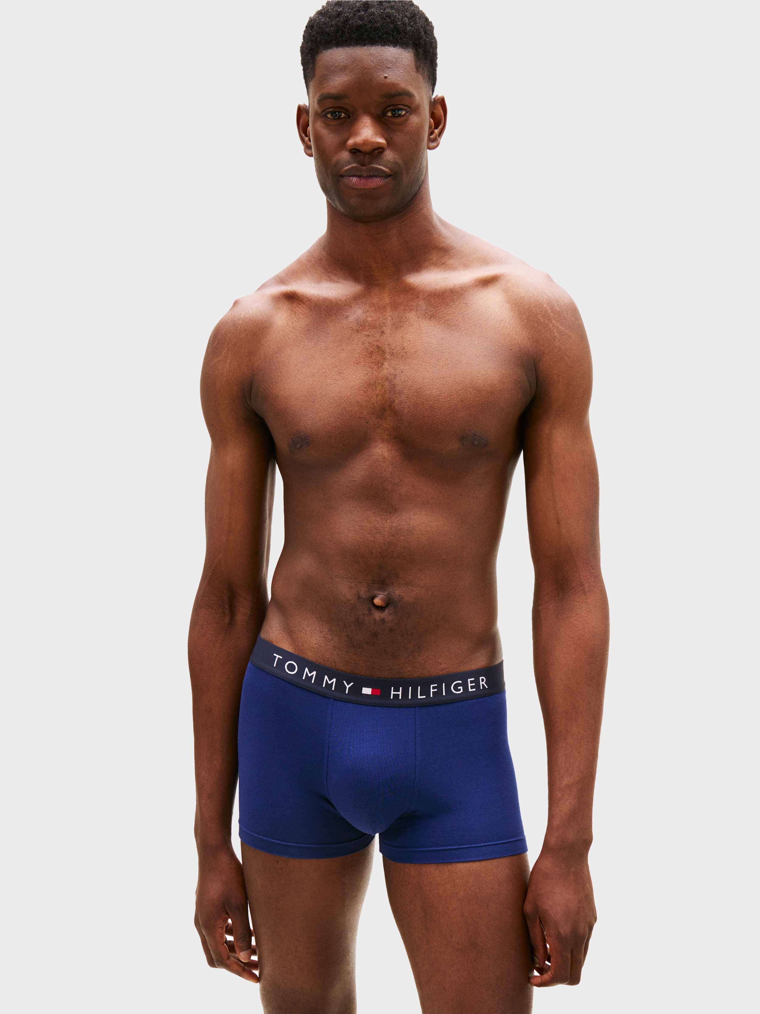 Burgundy / Red / Navy