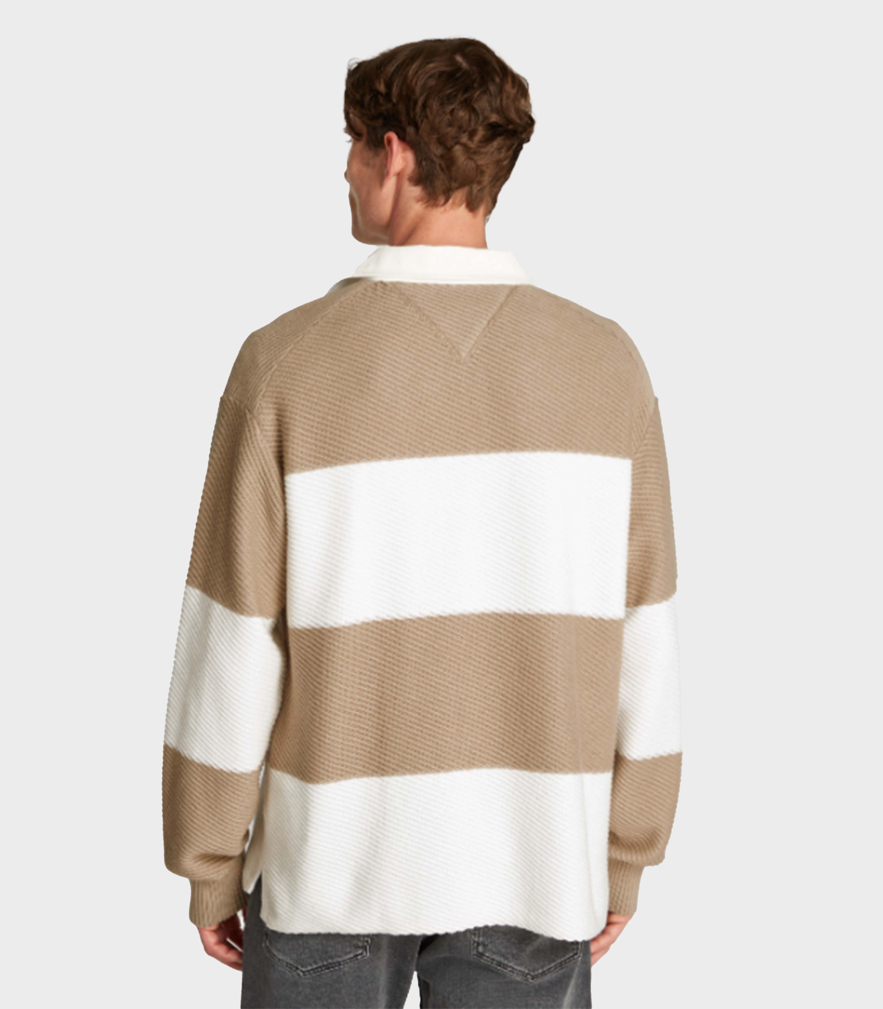 Cream / Brown
