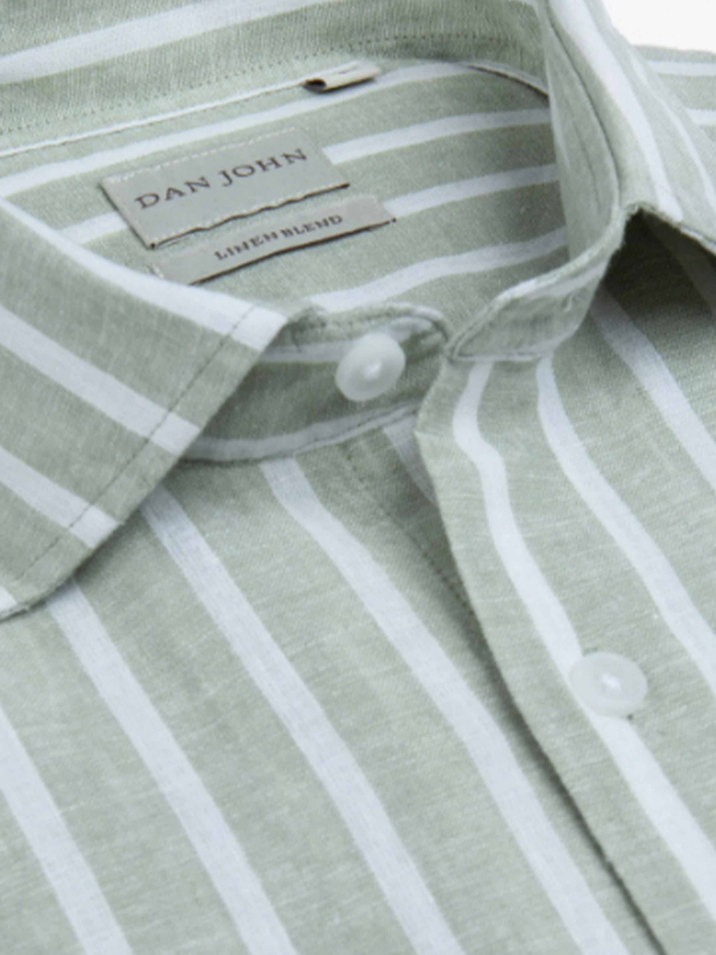 Light/Pastel Green