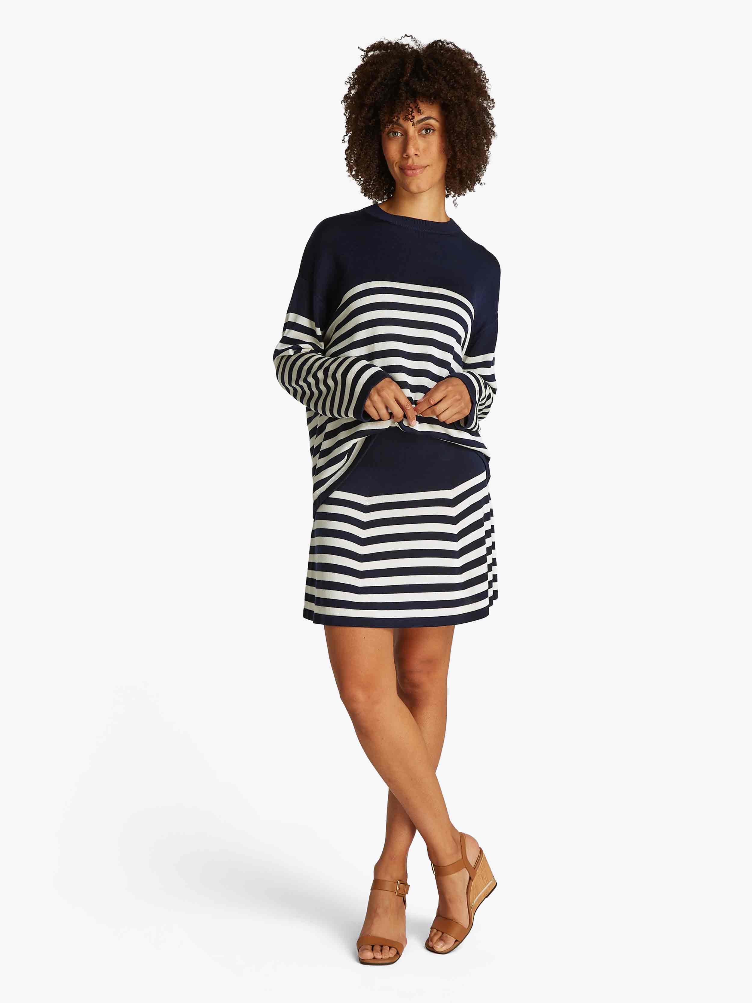 Ecru/Navy Blue