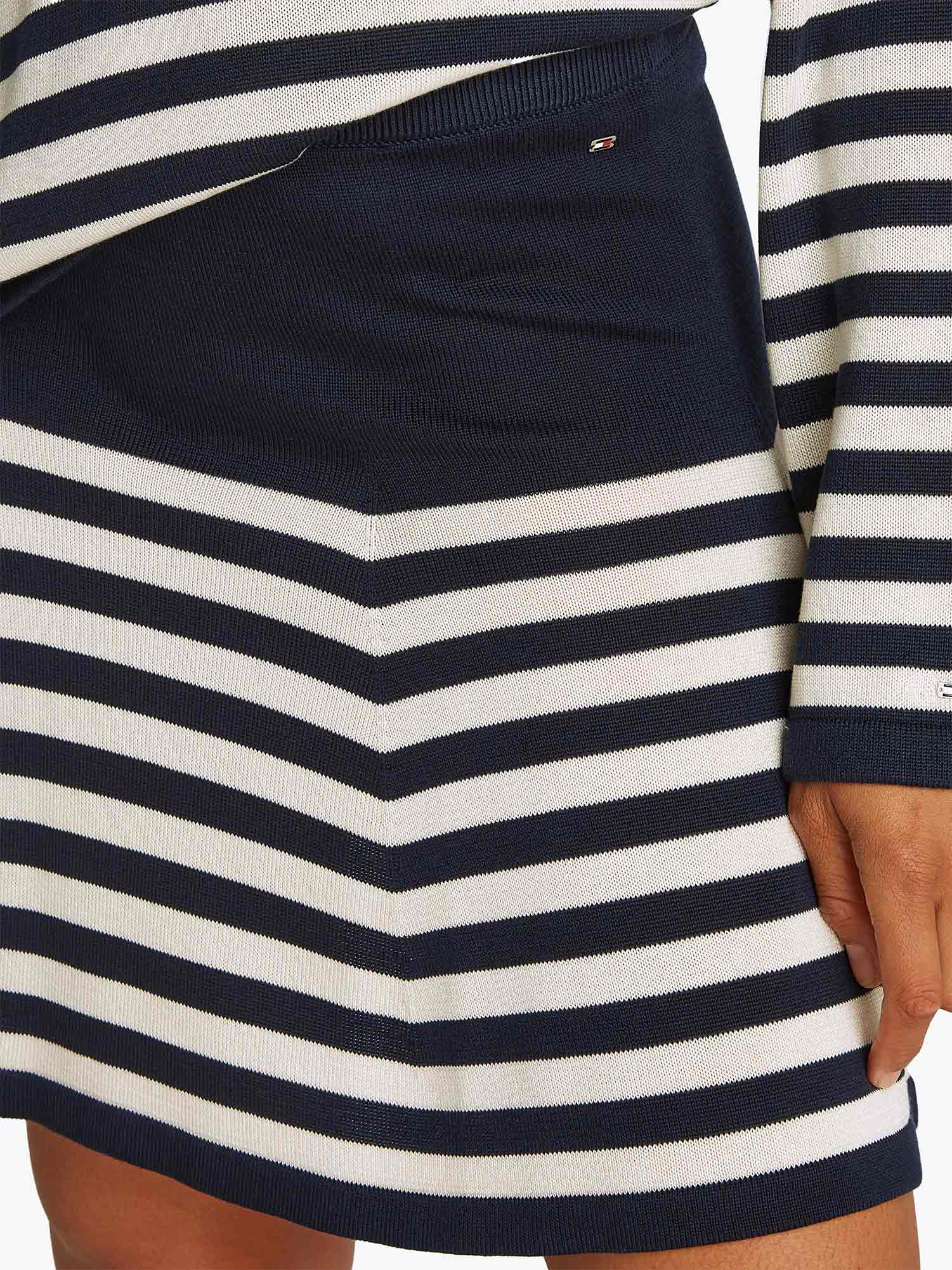 Ecru/Navy Blue