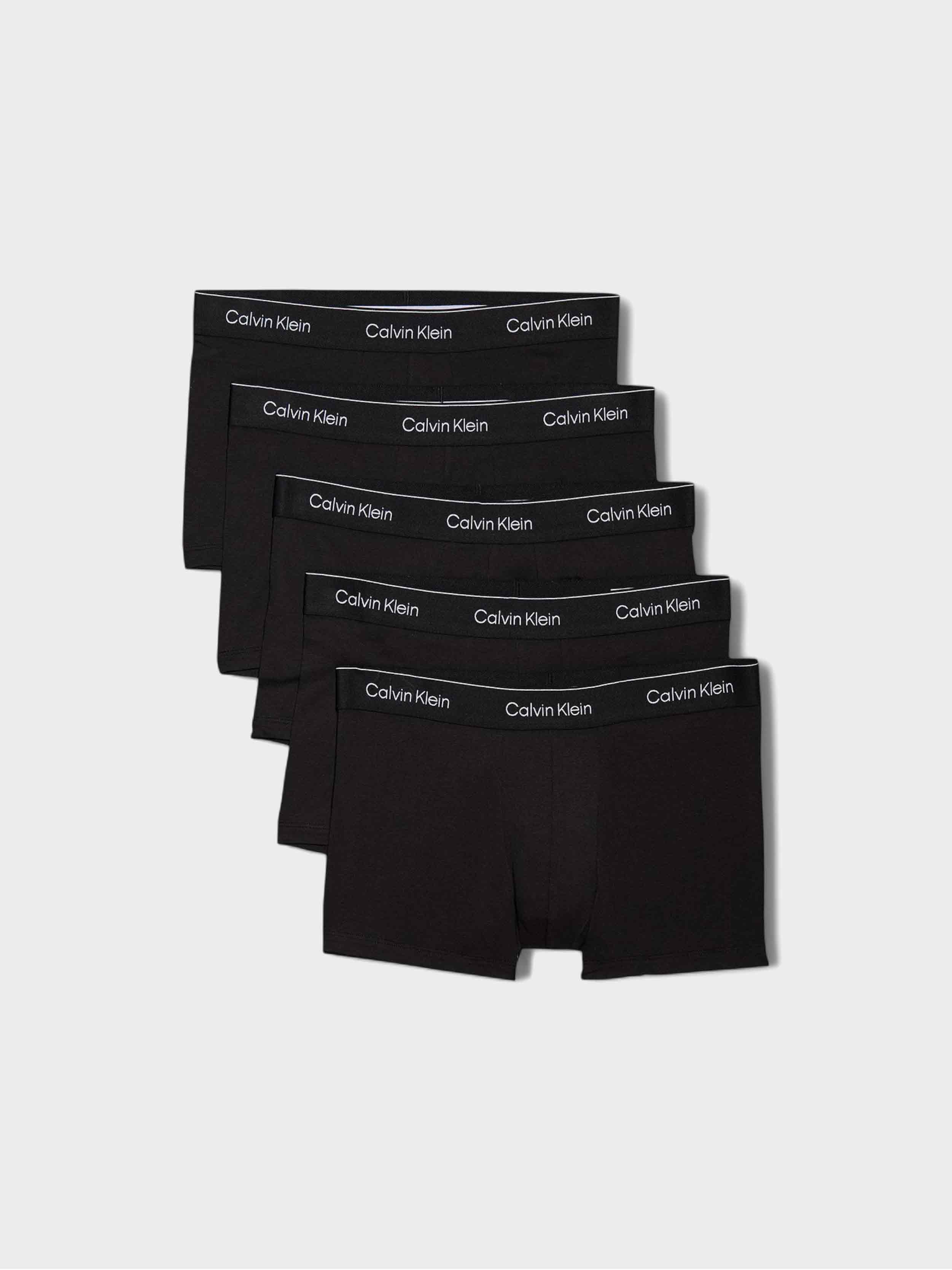 black/black/black