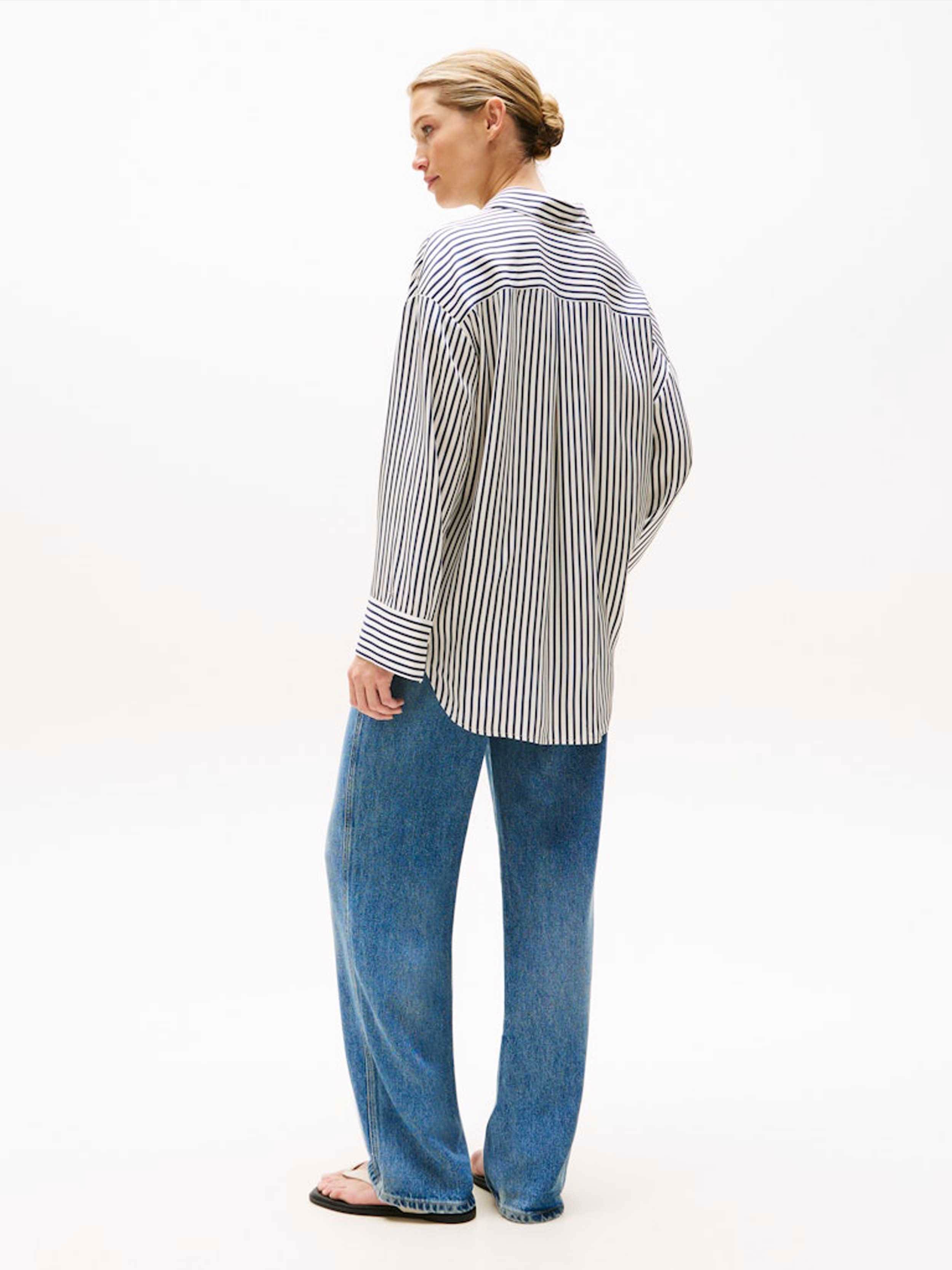 White / Navy Stripe