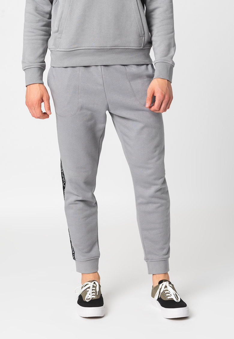 Calvin Klein – regular fit knit sweatpants – men – Ofive Egypt