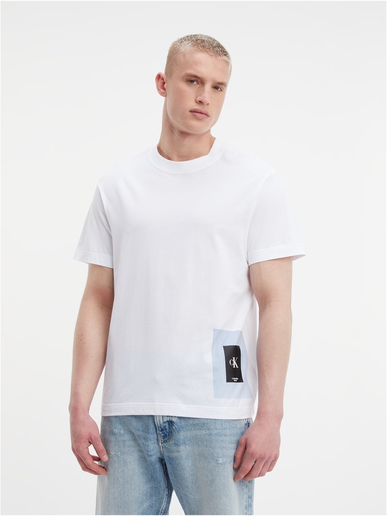 – – men t-shirt Jeans Calvin fit Klein – illuminated Ofive Egypt regular box