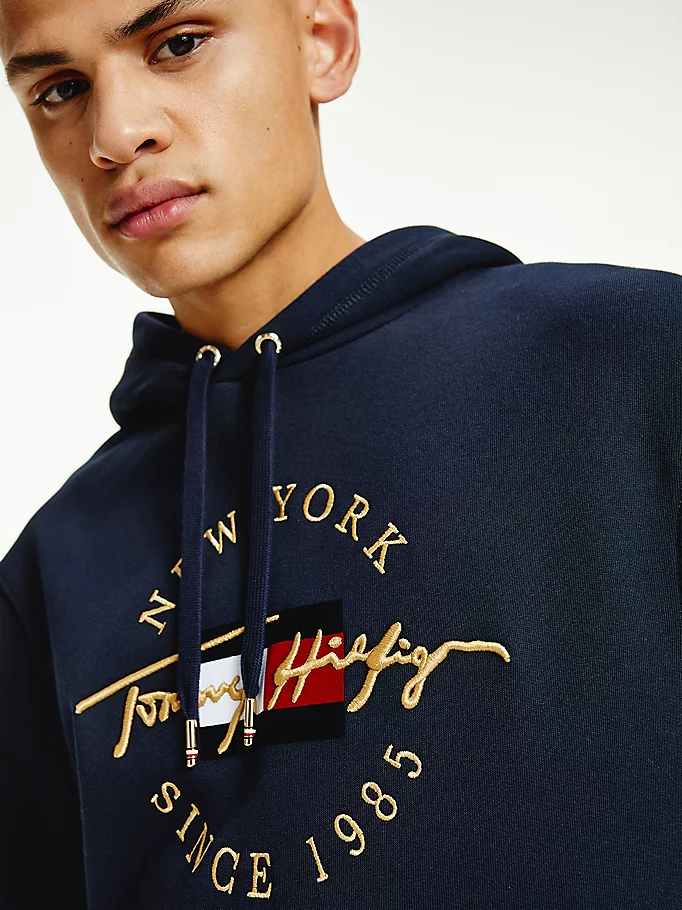 Tommy Hilfiger – exclusive icons hoodie relaxed – men – Ofive Egypt
